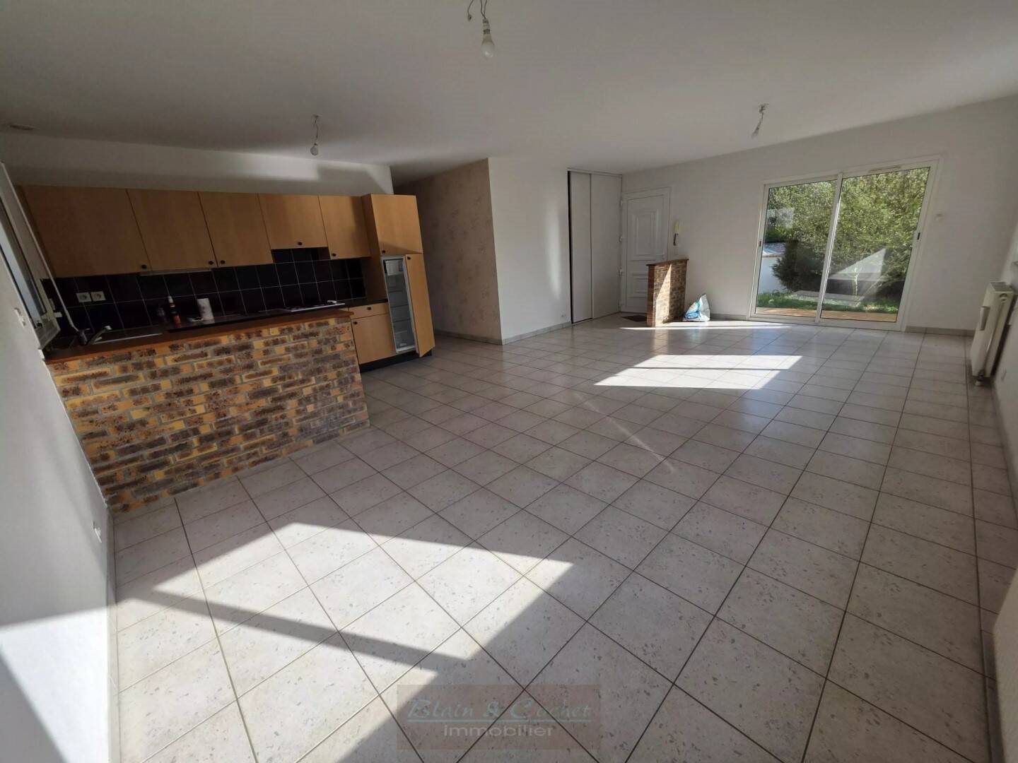 Maison à louer, 5m², Villemandeur