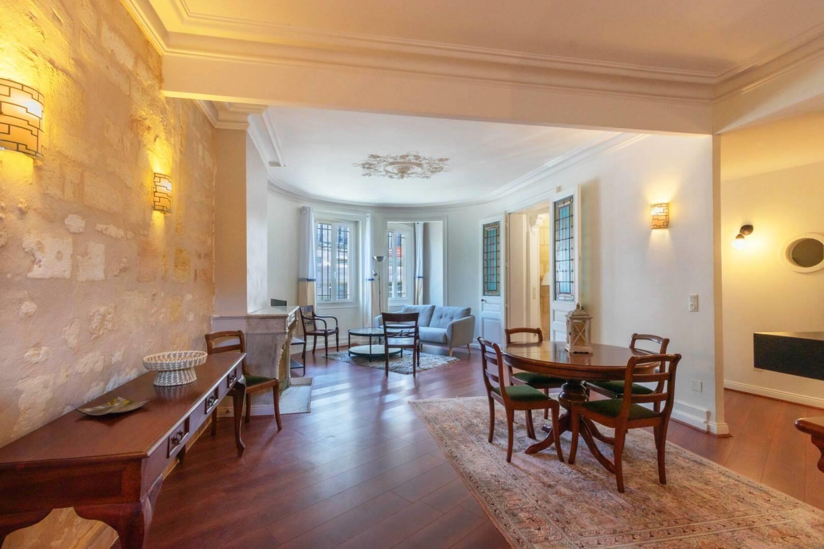Appartement à louer, 117m², Bordeaux