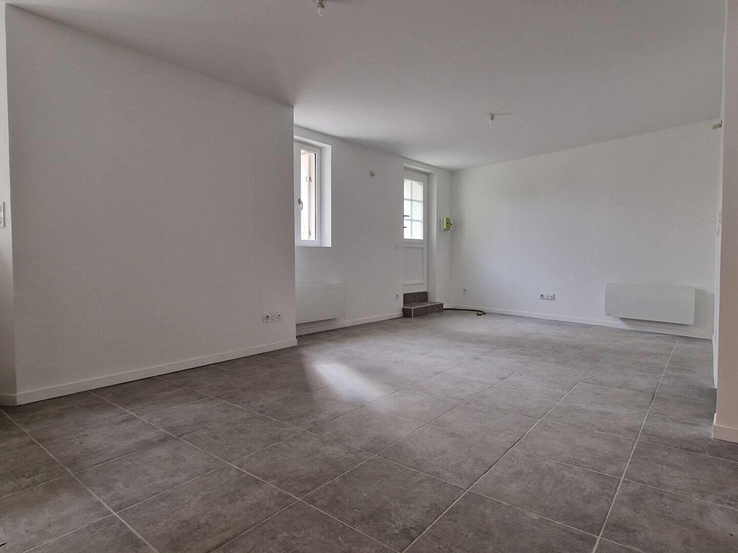 Maison à louer, 72m², Pontarmé