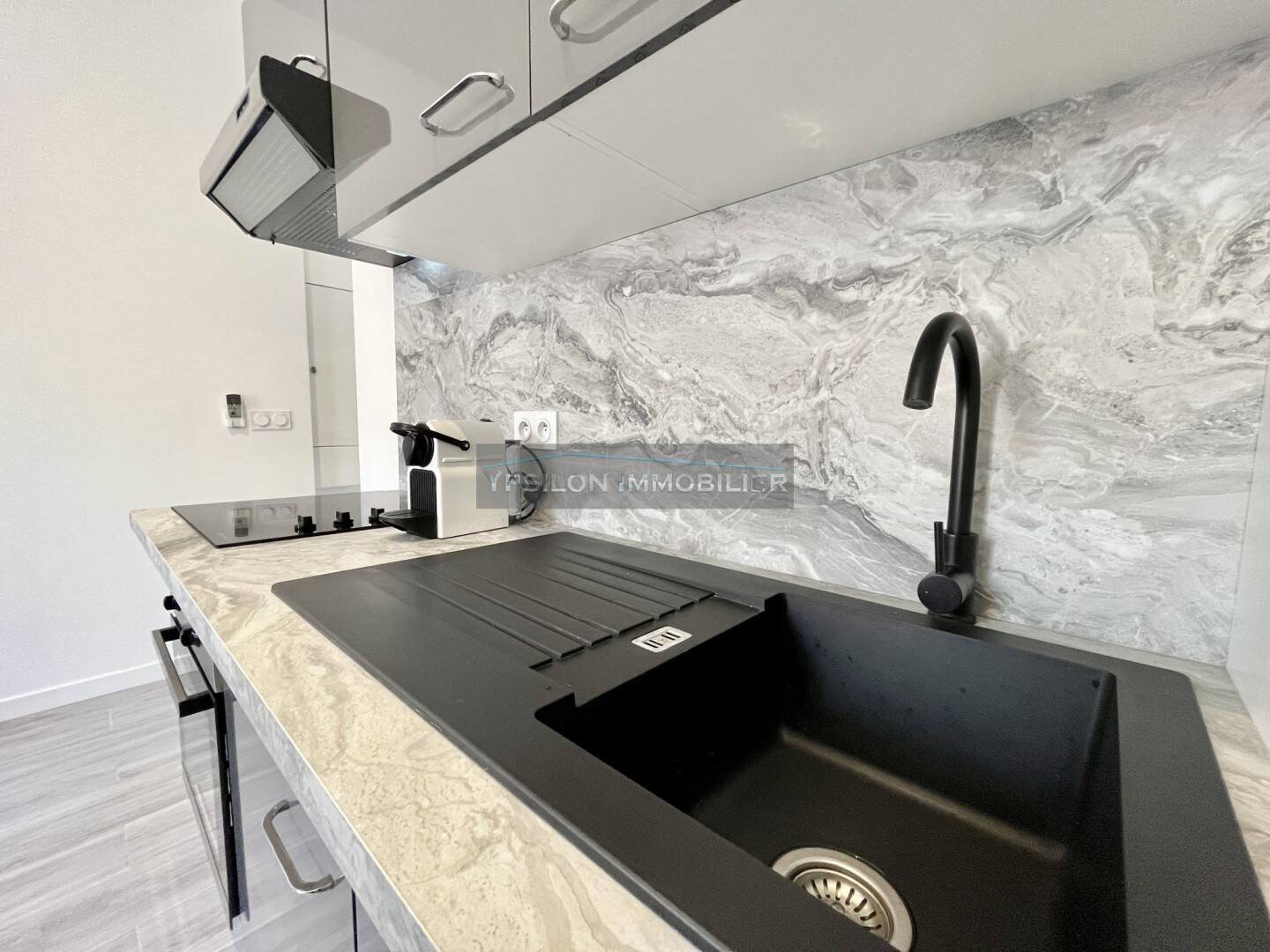 Appartement à louer, 33m², Beausoleil