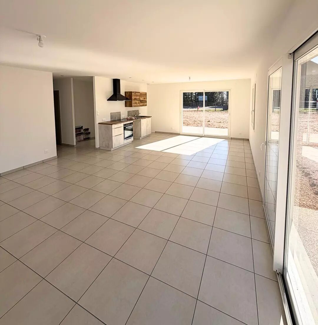 Maison à louer, 103m², Mary