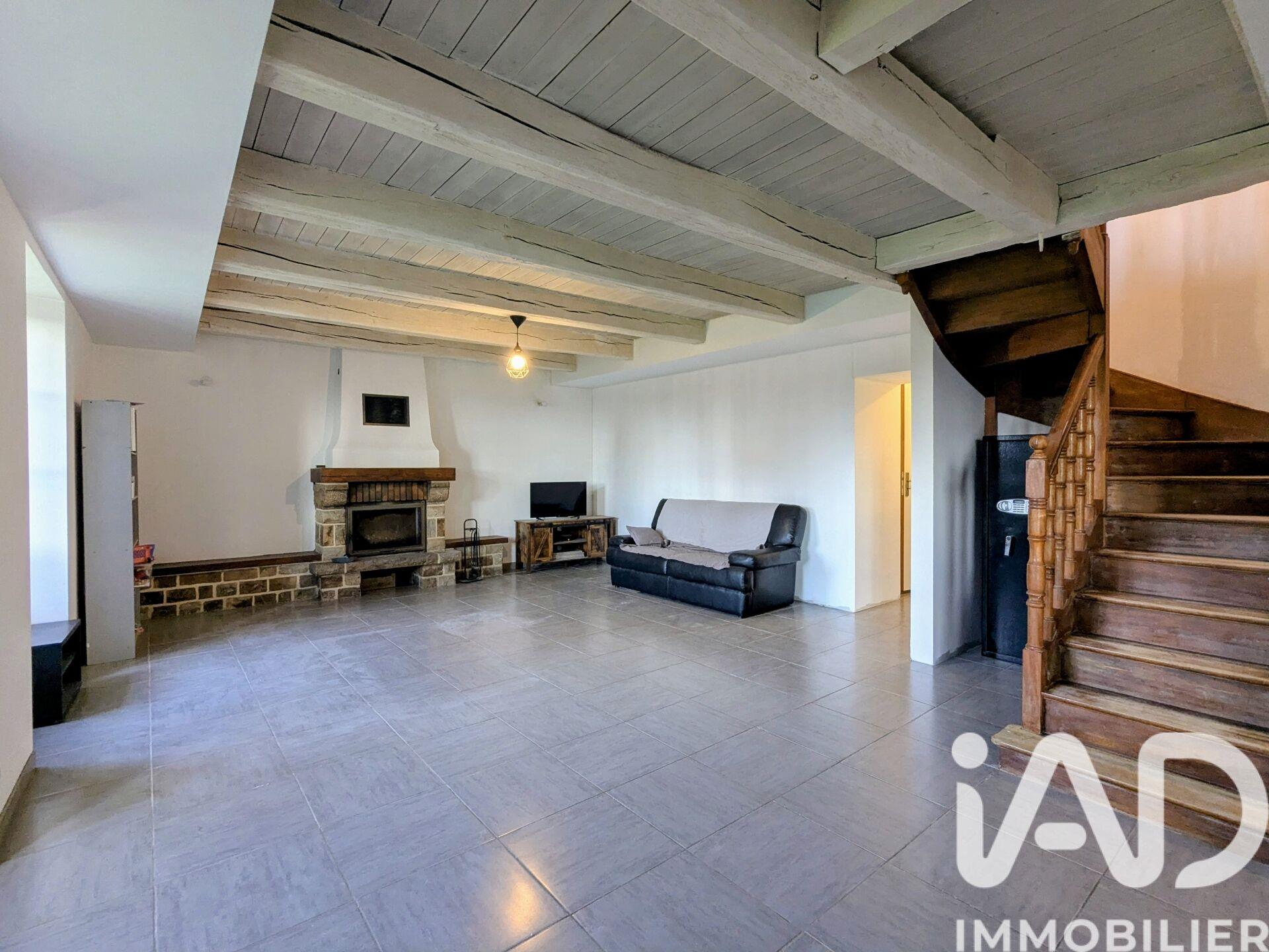 Maison à vendre, 118m², Gahard