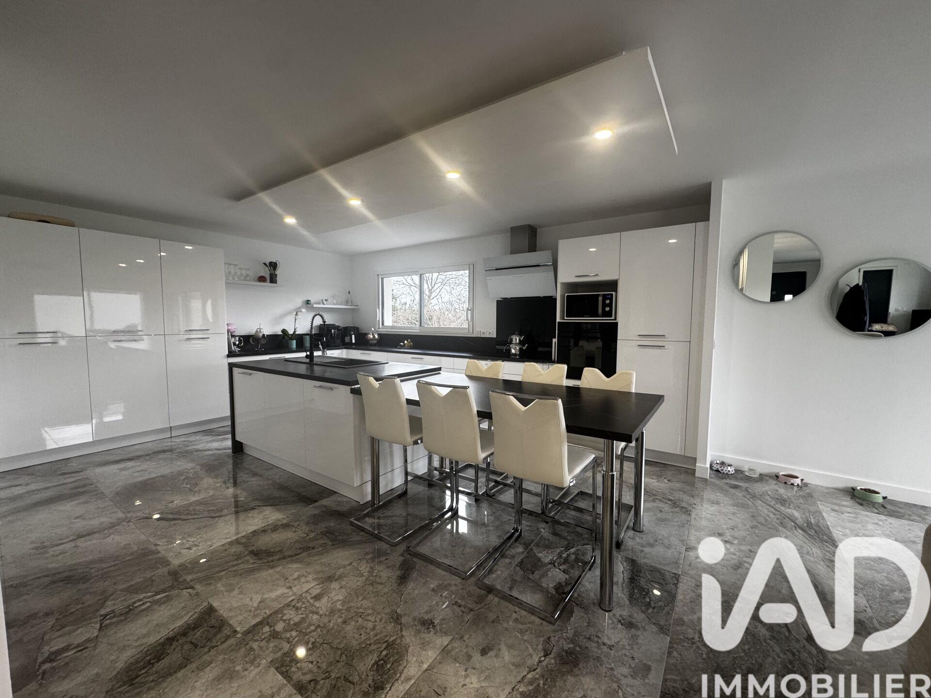 Maison à vendre, 185m², Bouguenais