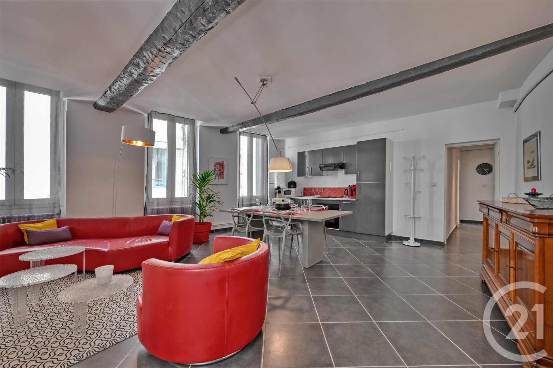 Appartement à louer, 68m², Nîmes