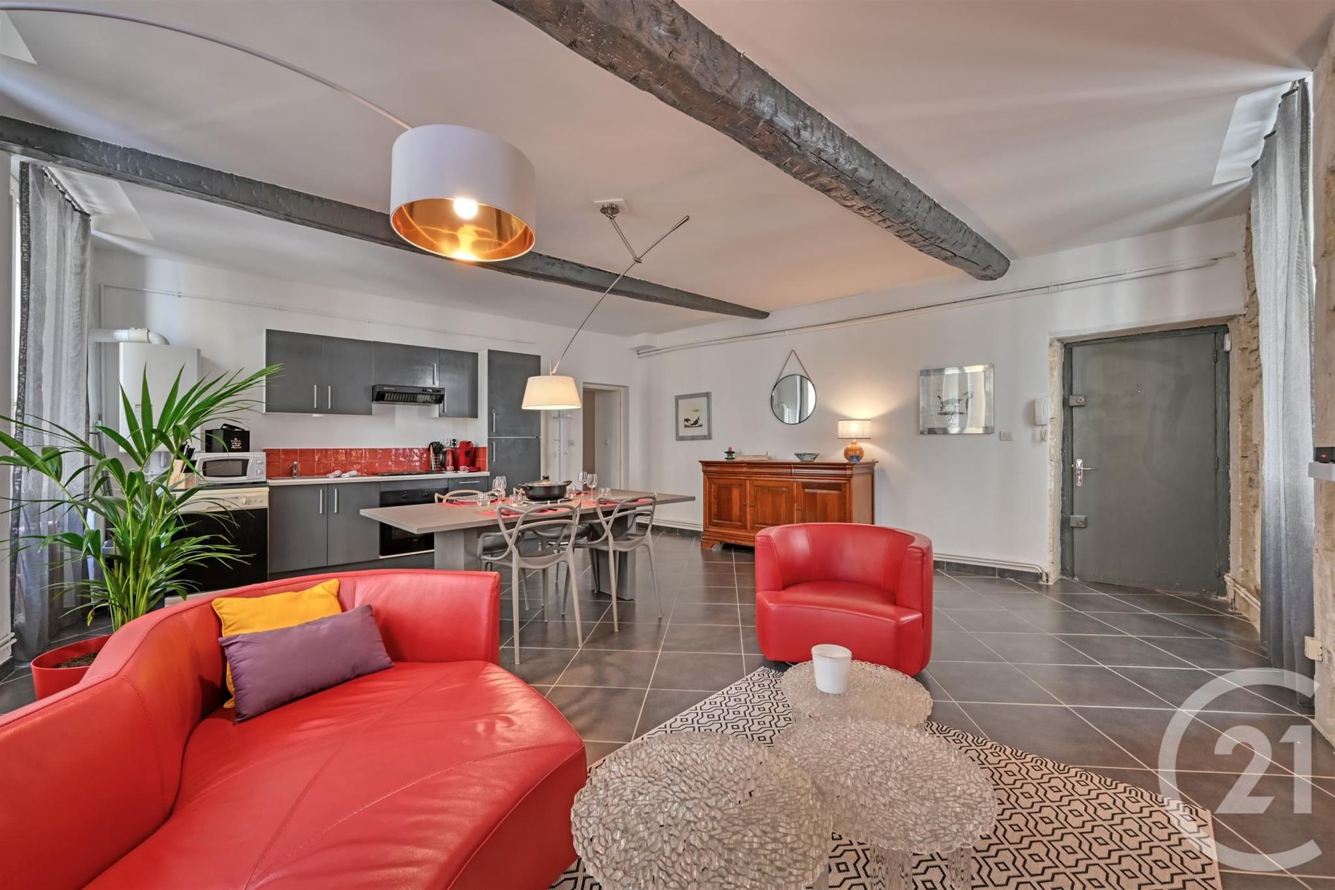 Appartement à louer, 68m², Nîmes