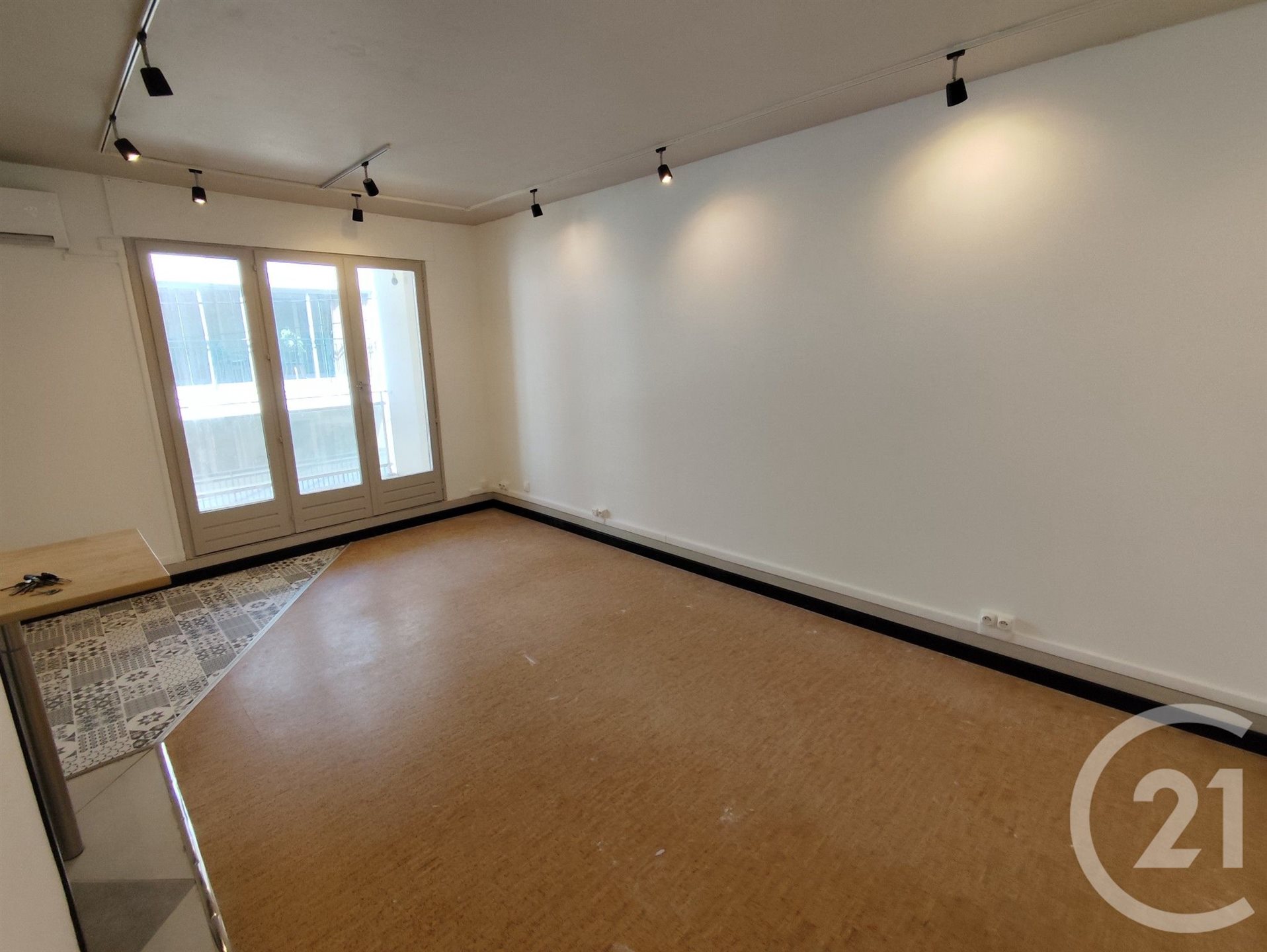 Appartement à louer, 26m², Nîmes