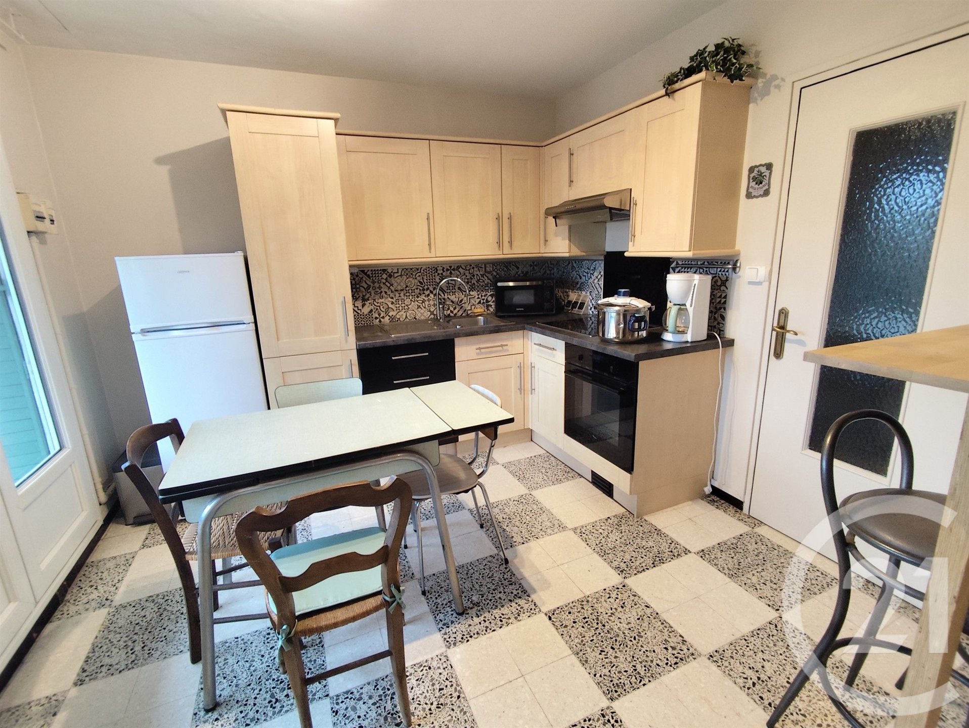 Appartement à louer, 63m², Nîmes