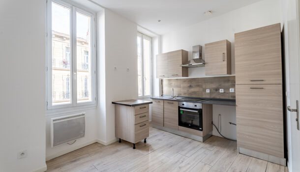 Appartement à louer, 37m², Marseille 4ème