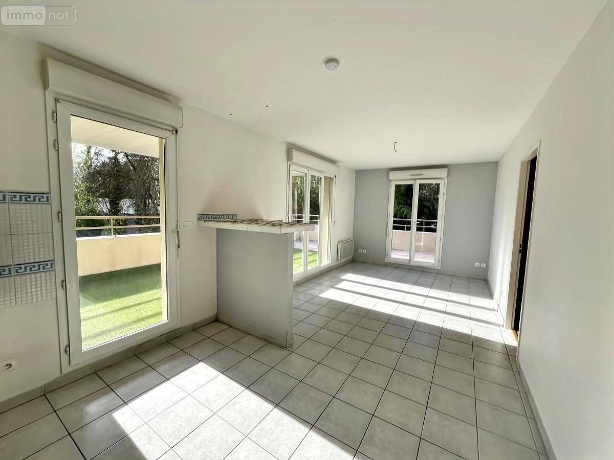 Appartement à louer, 47m², Villieu-Loyes-Mollon