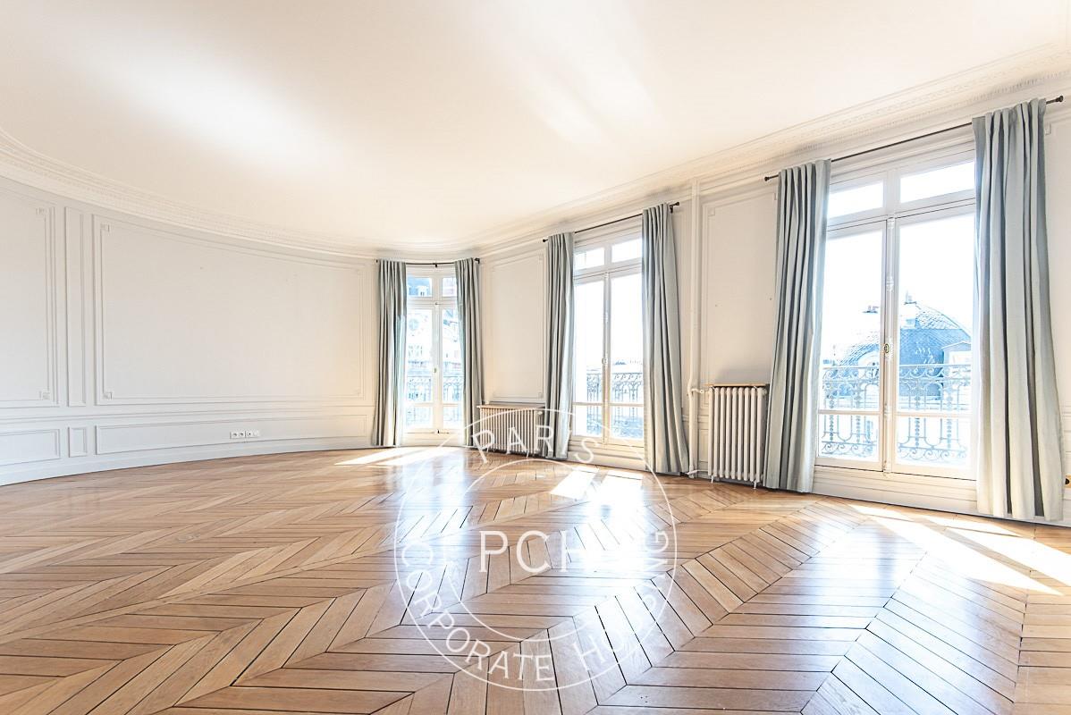 Appartement à louer, 192m², Paris 16ème