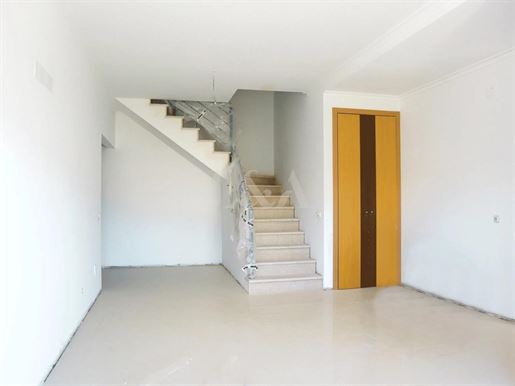 Tavira Residence - T4 duplex novo a estrear - garagem - Tavira - Algarve