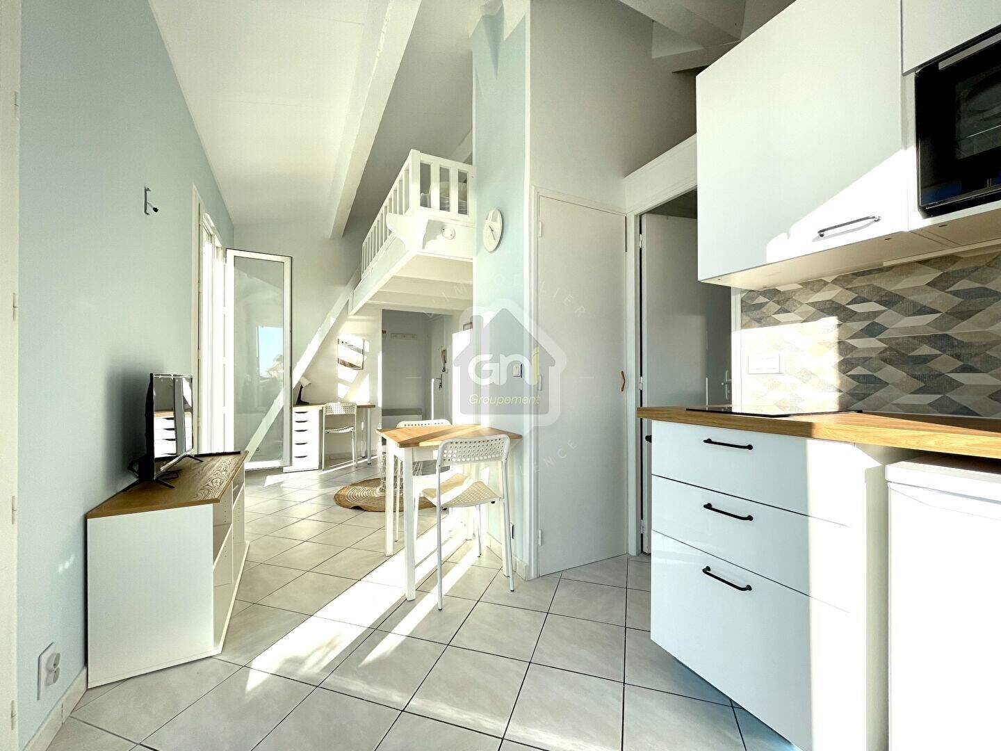 Appartement à louer, 22m², Sausset-les-Pins