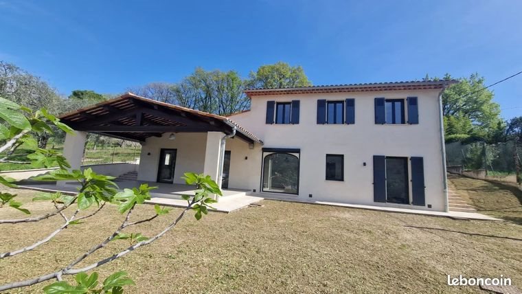 Maison à louer, 140m², Grasse