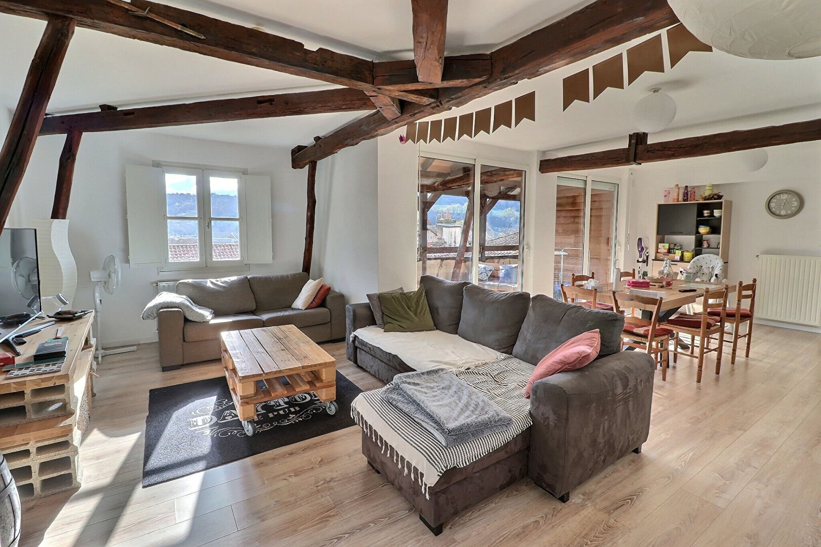 Appartement à louer, 120m², Figeac