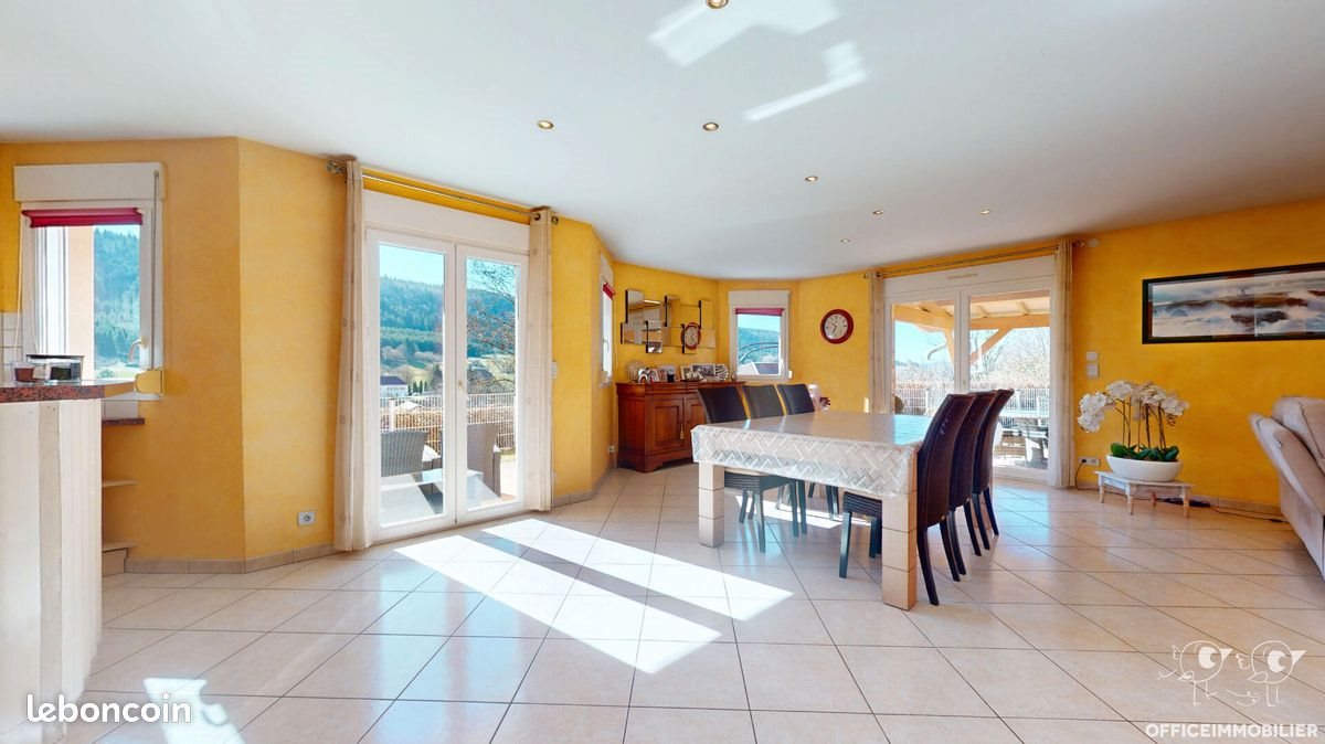 Maison à vendre, 180m², Arçon