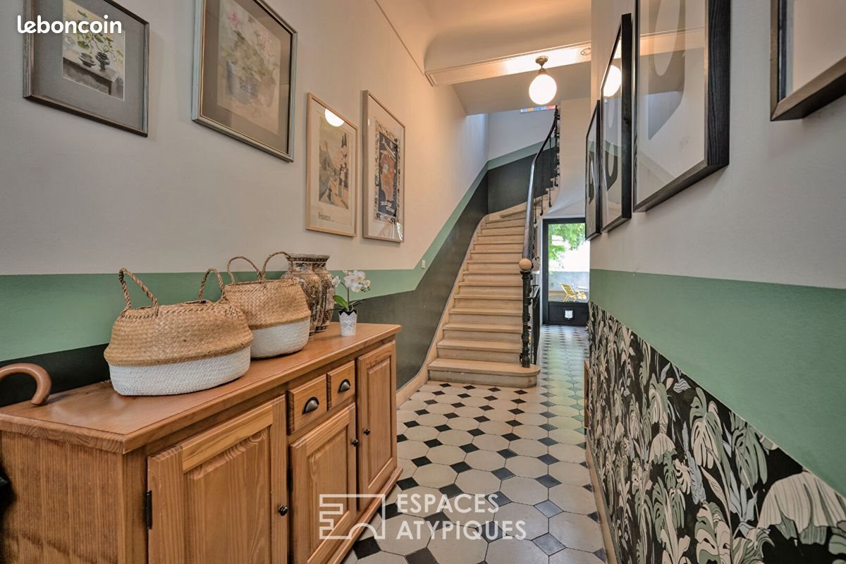 Maison à vendre, 248m², Nîmes