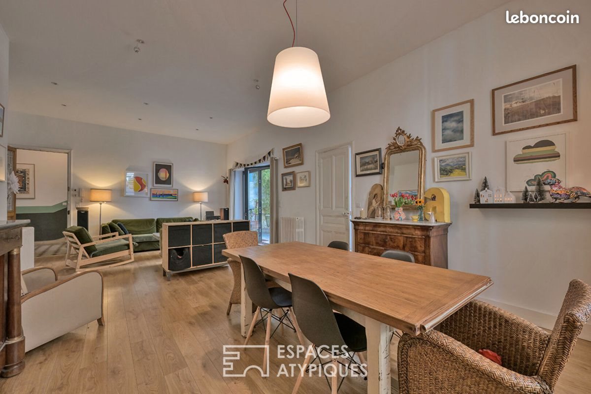 Maison à vendre, 248m², Nîmes