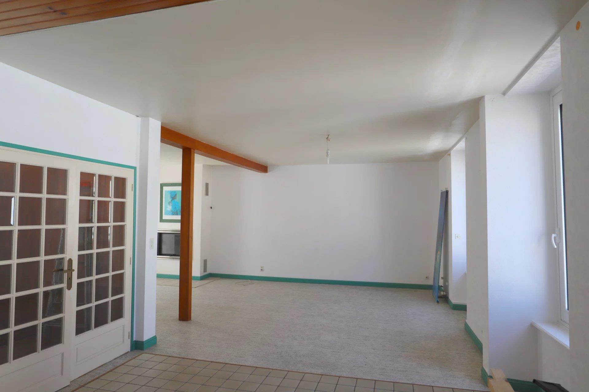 Apartment/ house in the centre of Carhaix