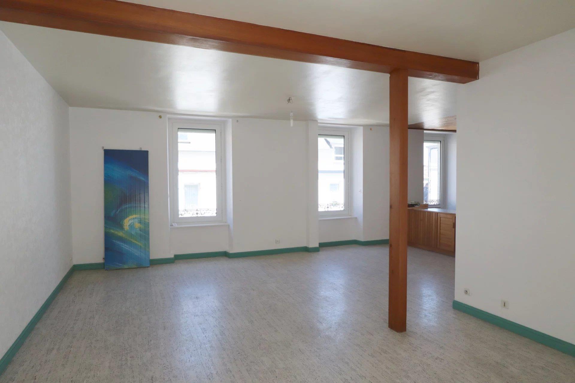Apartment/ house in the centre of Carhaix