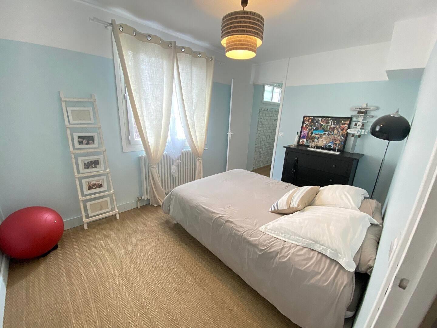 Maison à louer, 94m², Saint-Julien-les-Villas