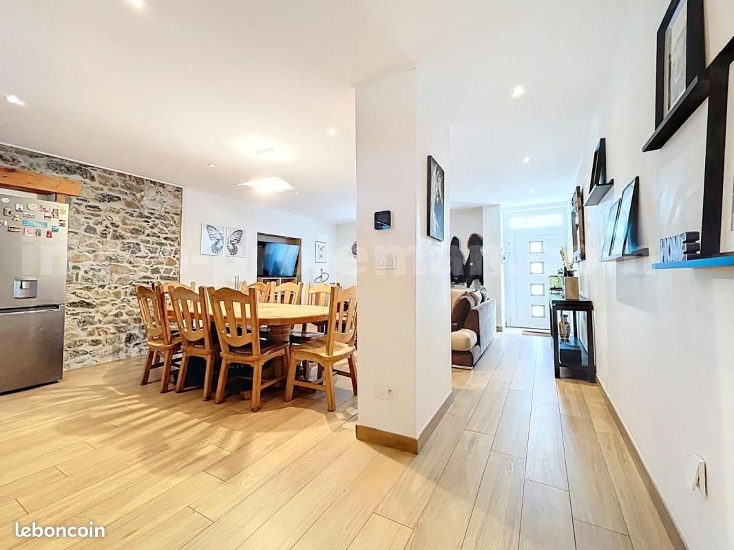 Maison à vendre, 145m², Douvaine