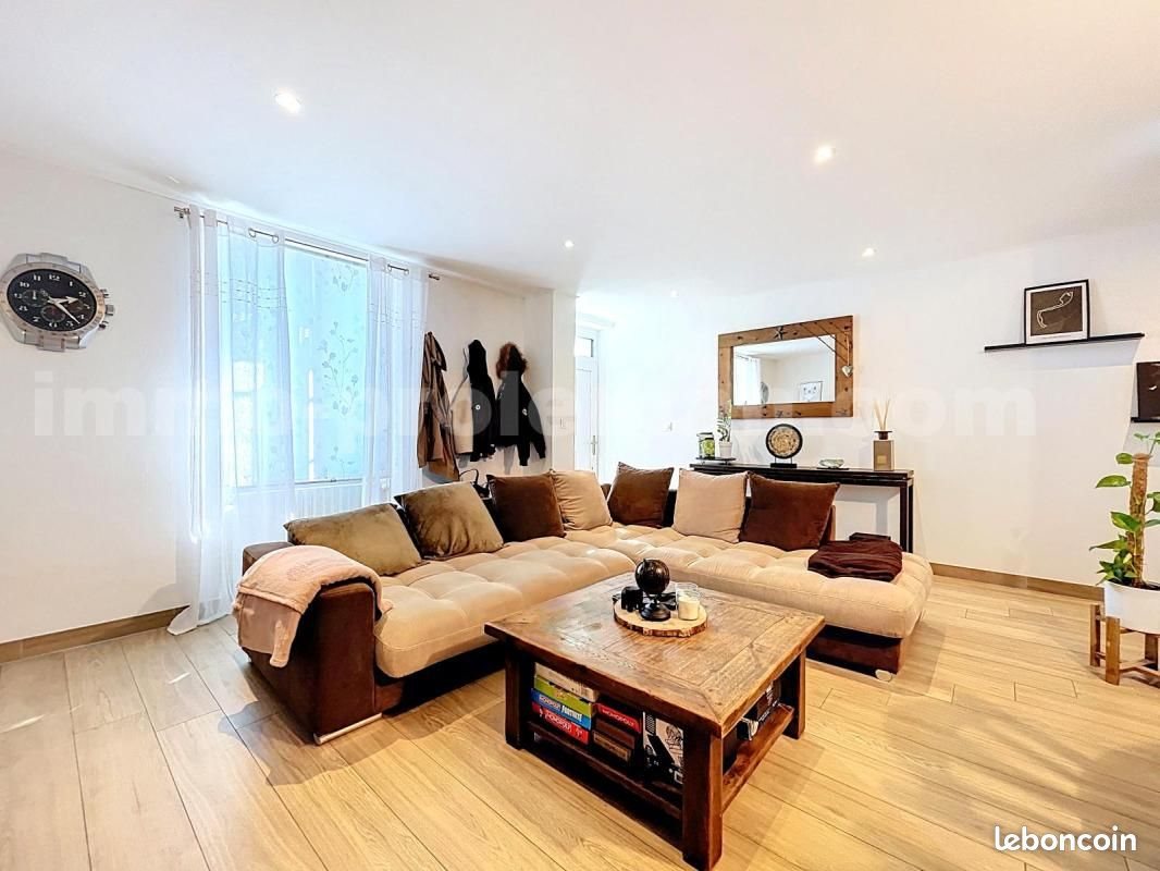 Maison à vendre, 145m², Douvaine