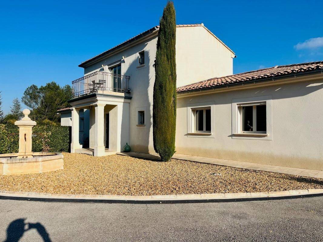 Maison à louer, 379m², Fuveau
