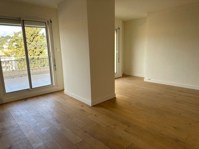 Appartement à louer, 111m², Cassis