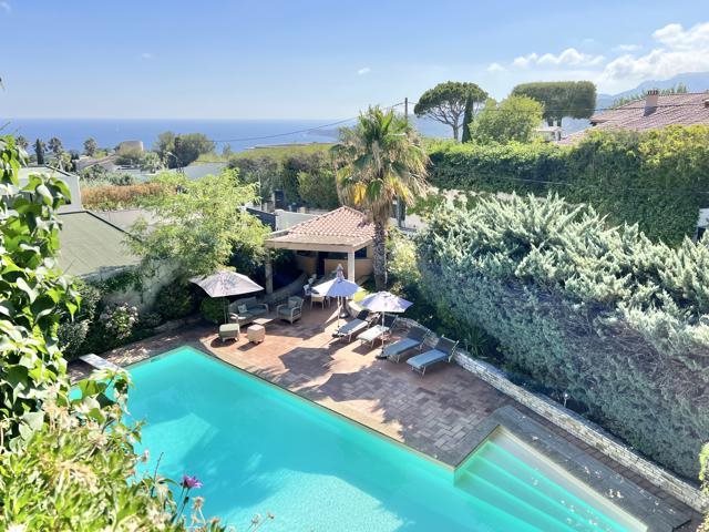 Maison à vendre, 300m², Cassis