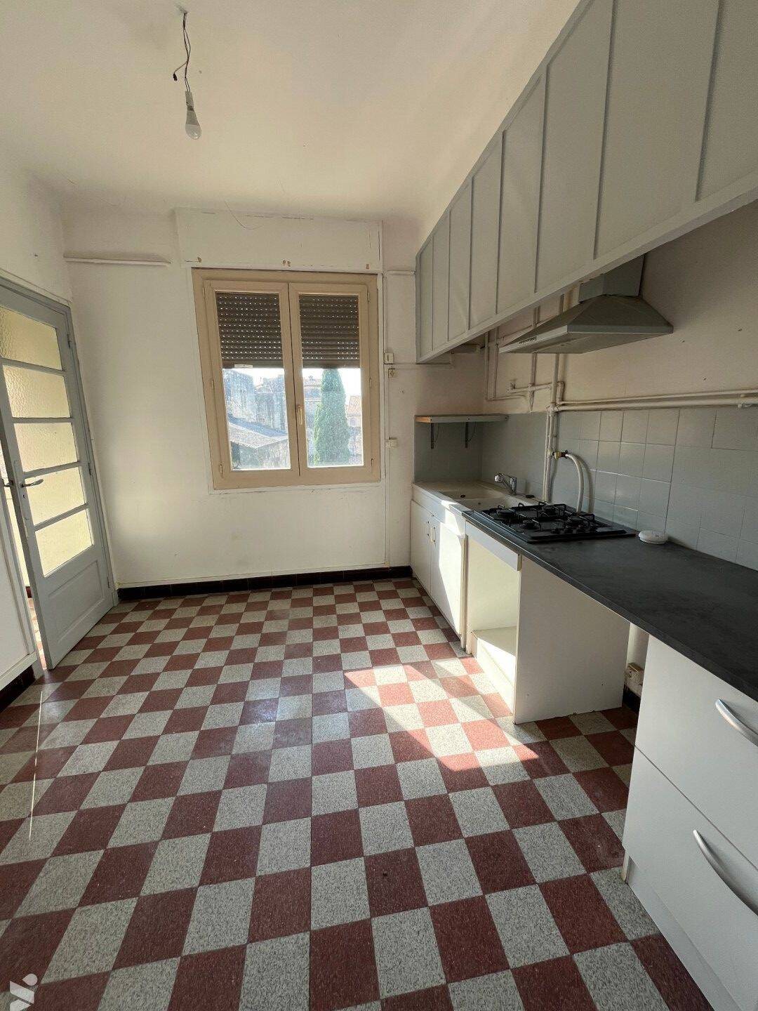 Appartement à vendre, 113m², Tarascon