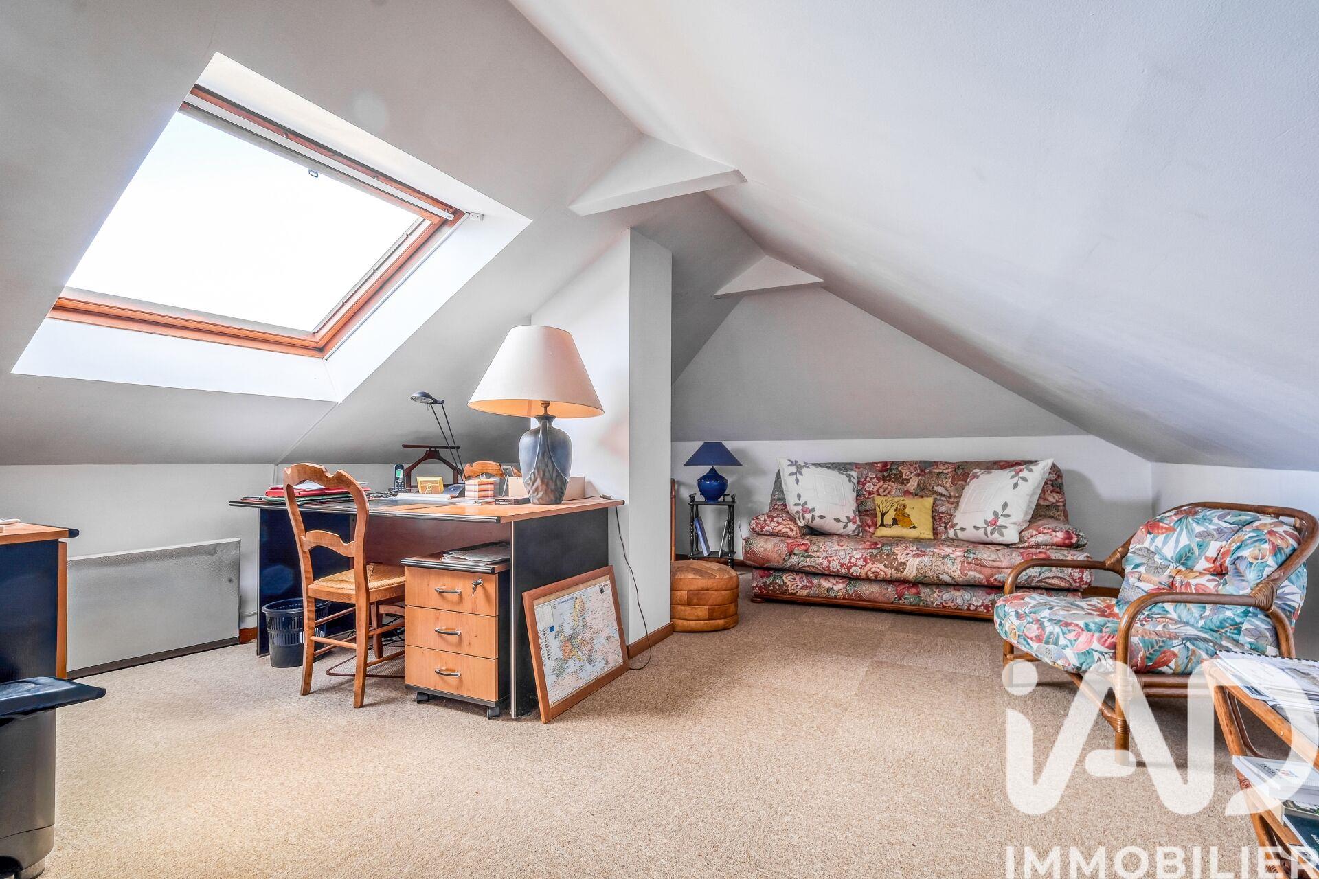 Maison à vendre, 140m², Saint-Thibault-des-Vignes