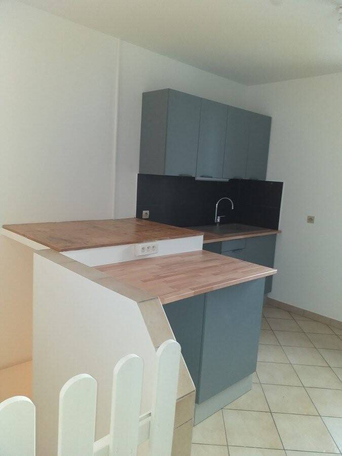 Appartement à louer, 67m², Montbazin