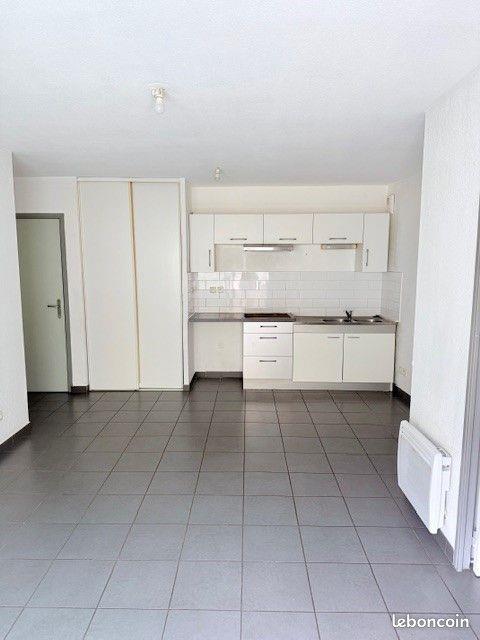 Appartement à louer, 36m², Nîmes