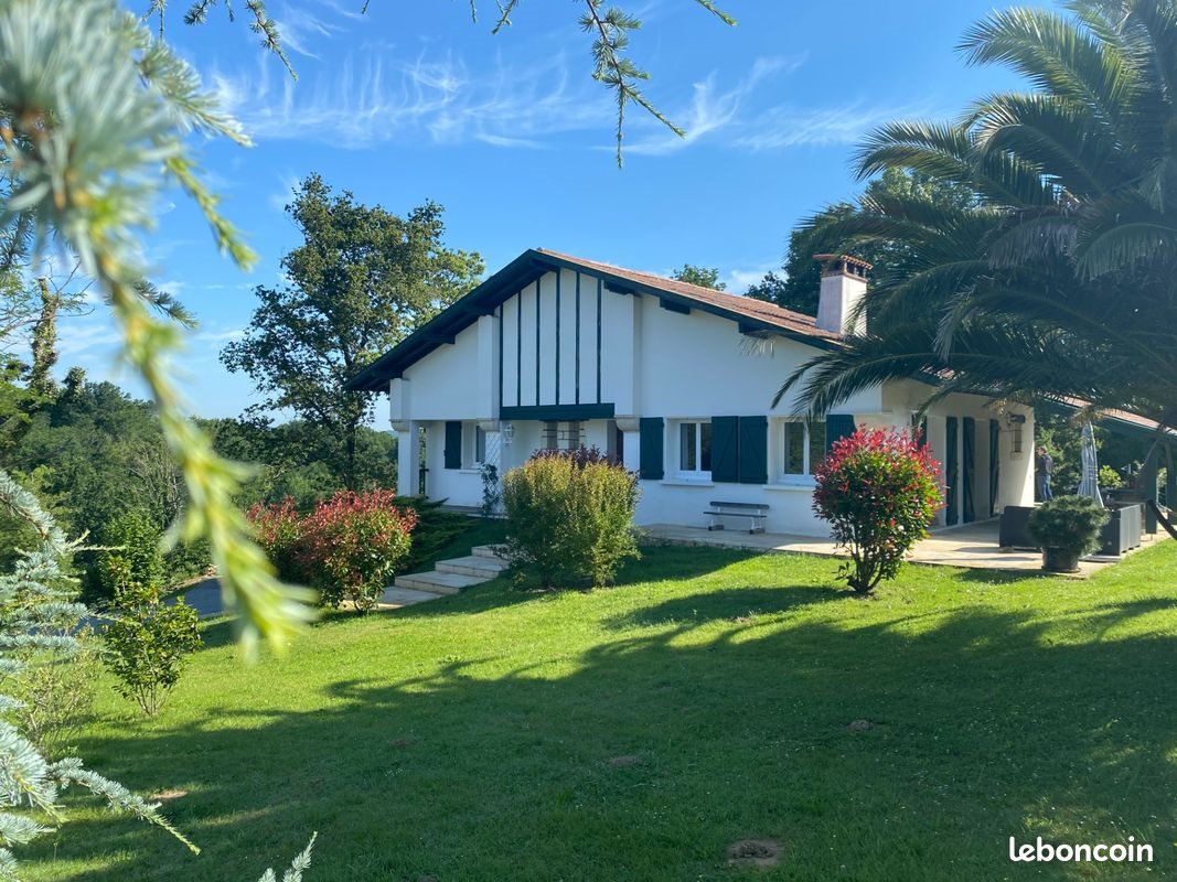 Maison à vendre, 223m², Urcuit