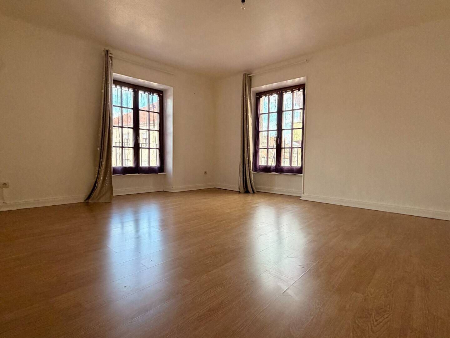 Appartement à louer, 106m², Sierck-les-Bains
