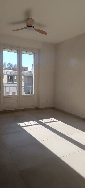 Appartement à louer, 18m², Arles