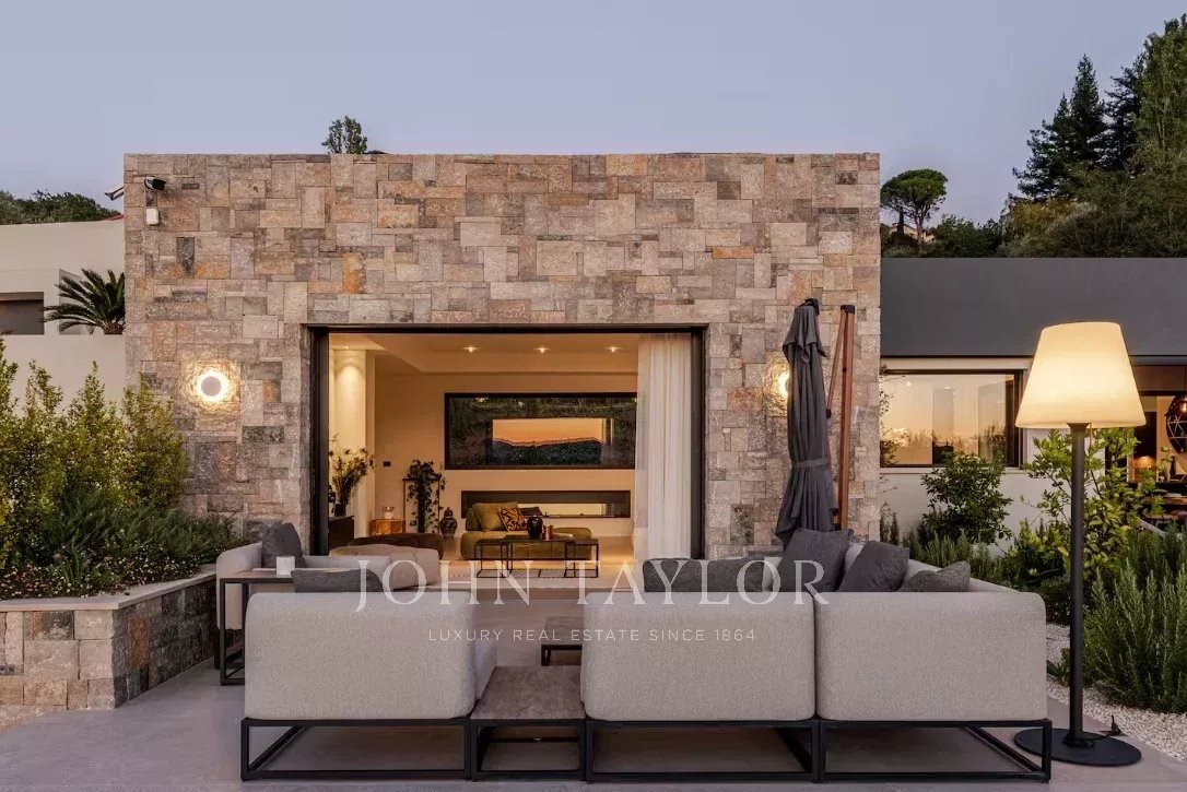 Maison à louer, 300m², Mouans-Sartoux