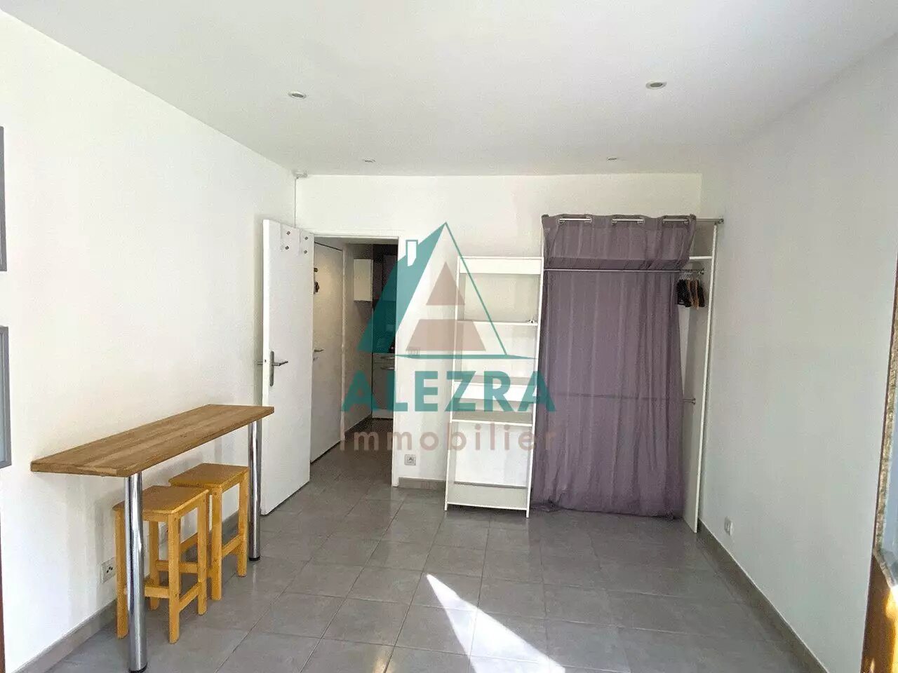 Appartement à louer, 19m², La Celle-Saint-Cloud