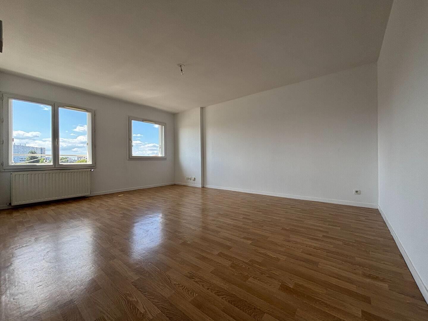 Appartement à louer, 69m², Bordeaux
