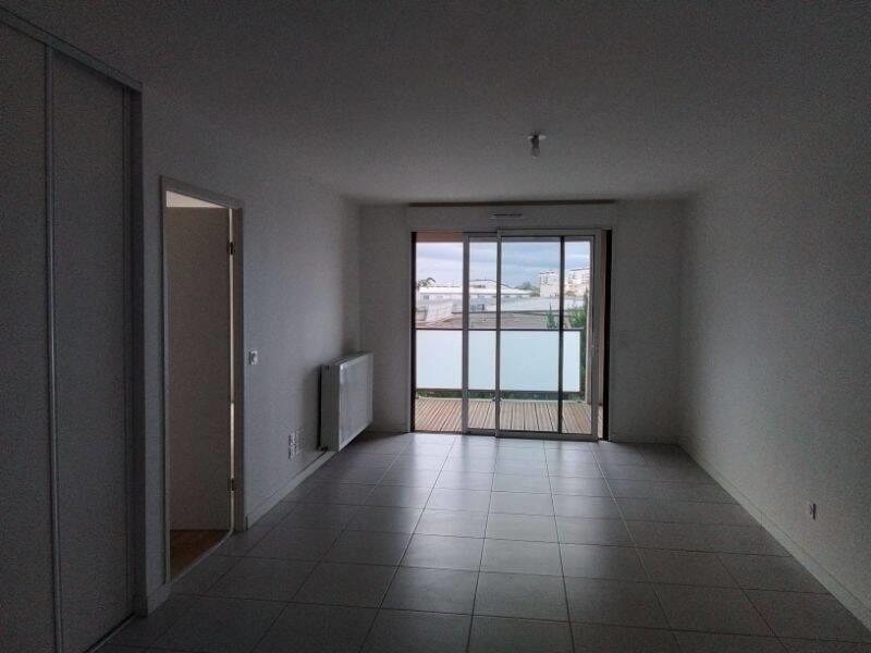 Appartement à louer, 48m², Bordeaux