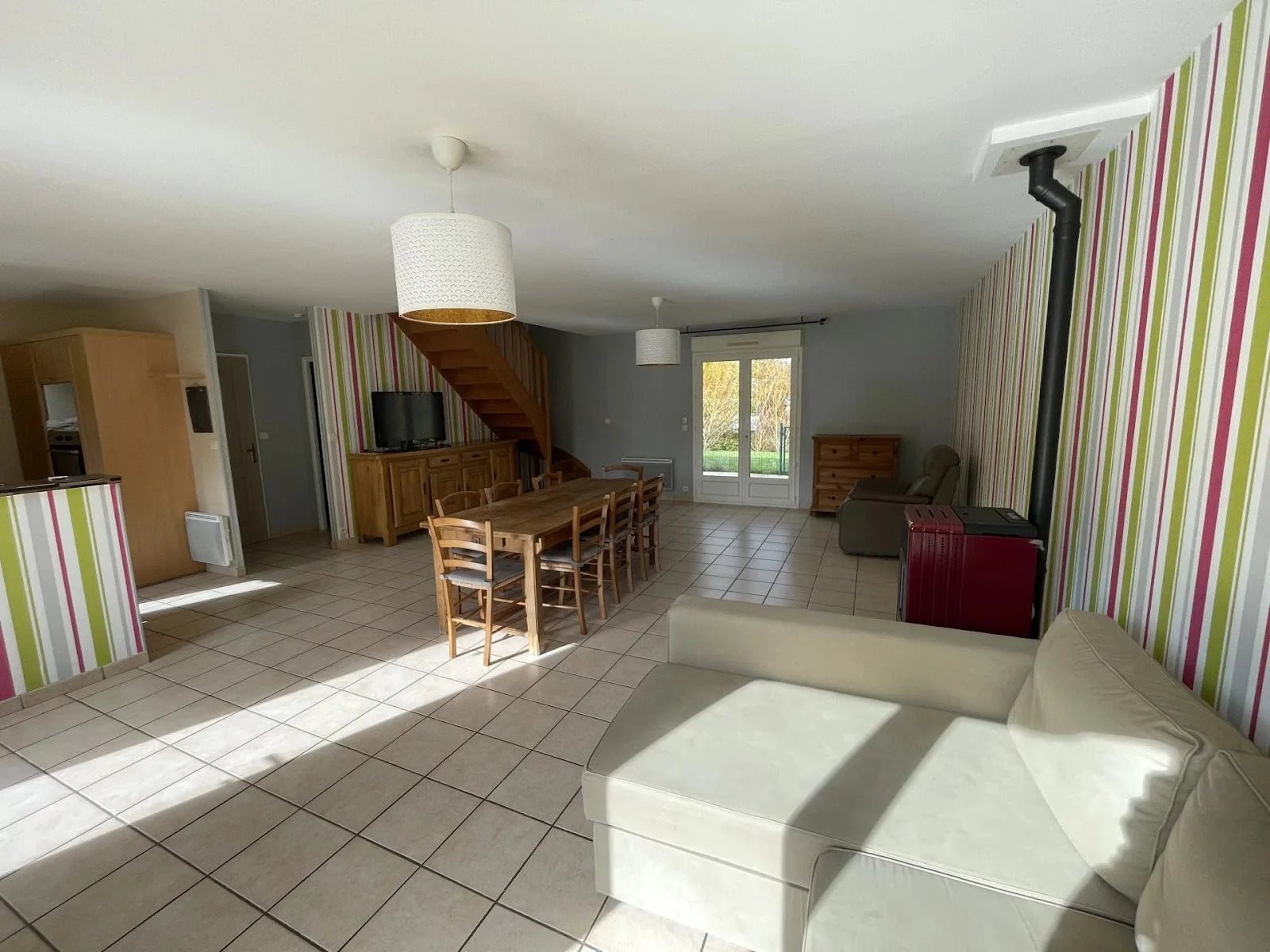 Maison à louer, 115m², Savigné-sur-Lathan