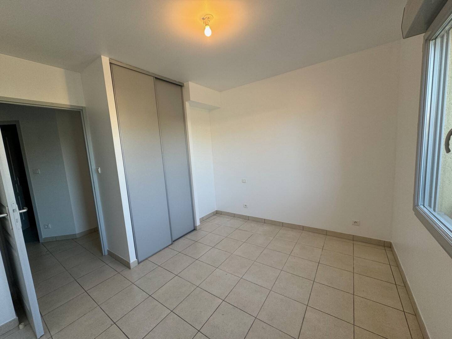 Appartement à louer, 75m², L'Isle-Jourdain