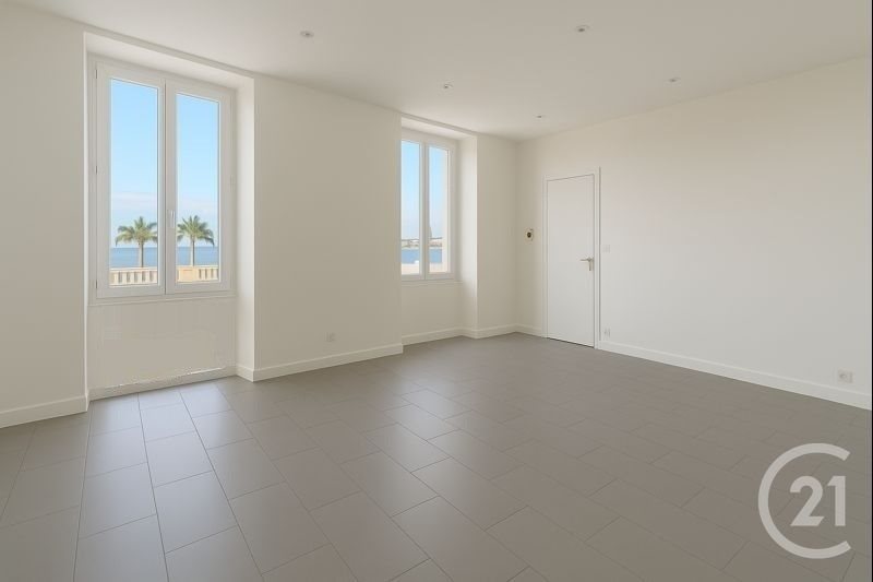 Appartement à louer, 154m², Nice