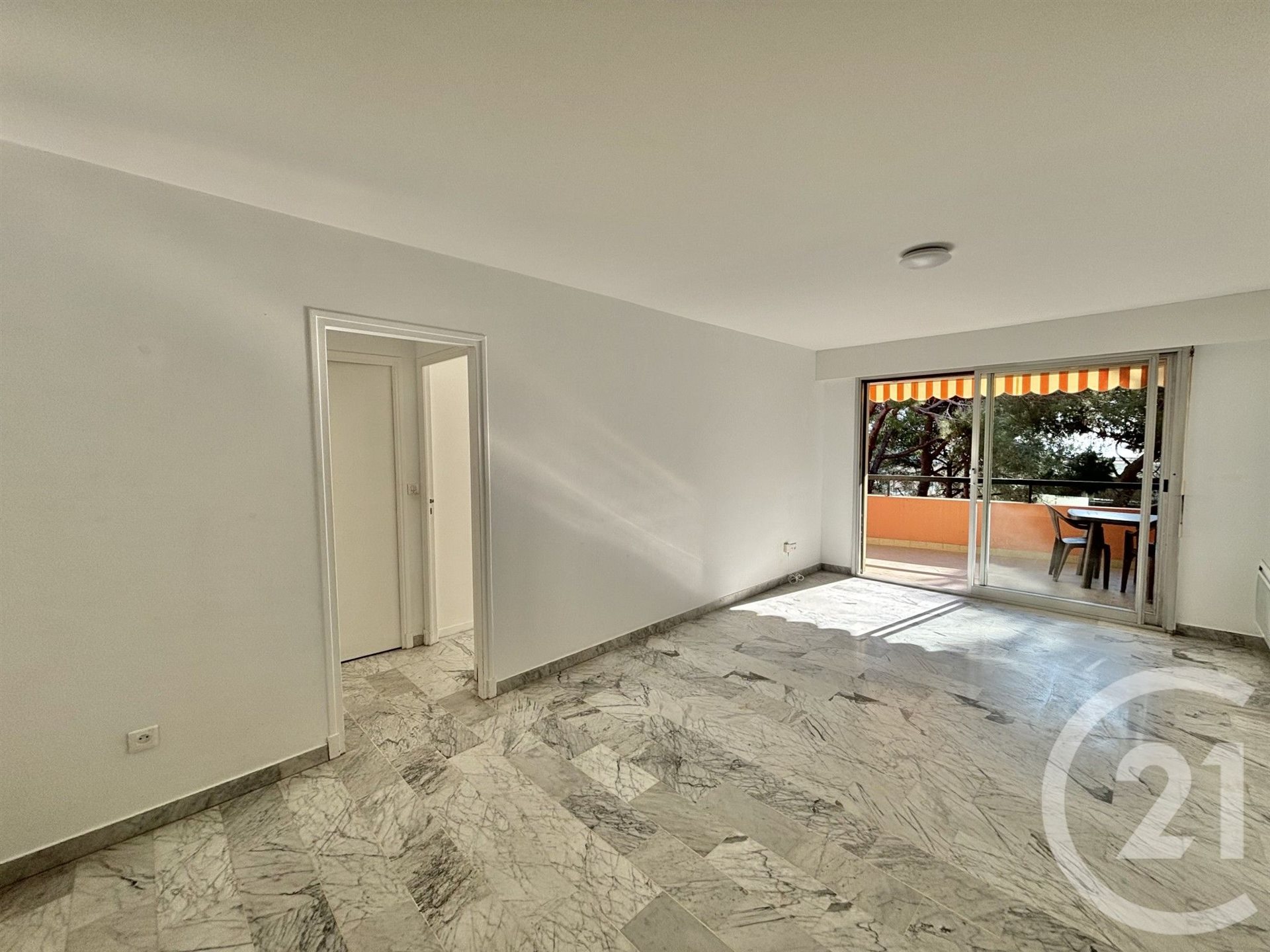 Appartement à louer, 48m², Roquebrune-Cap-Martin