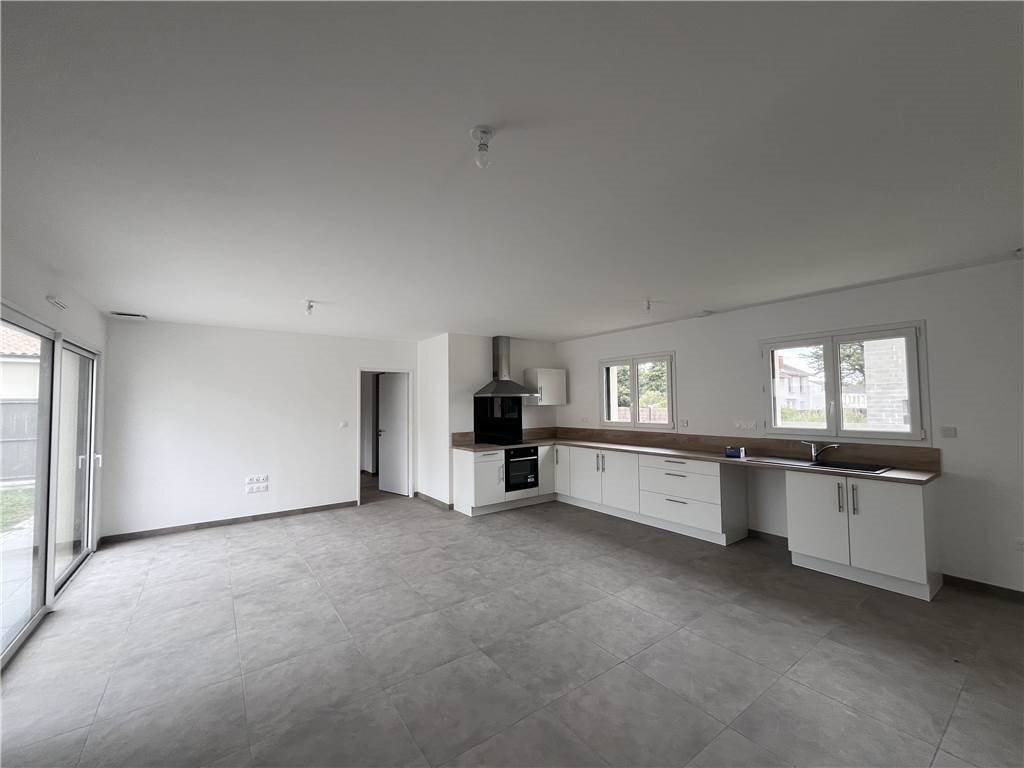 Maison à louer, 112m², Vouneuil-sous-Biard