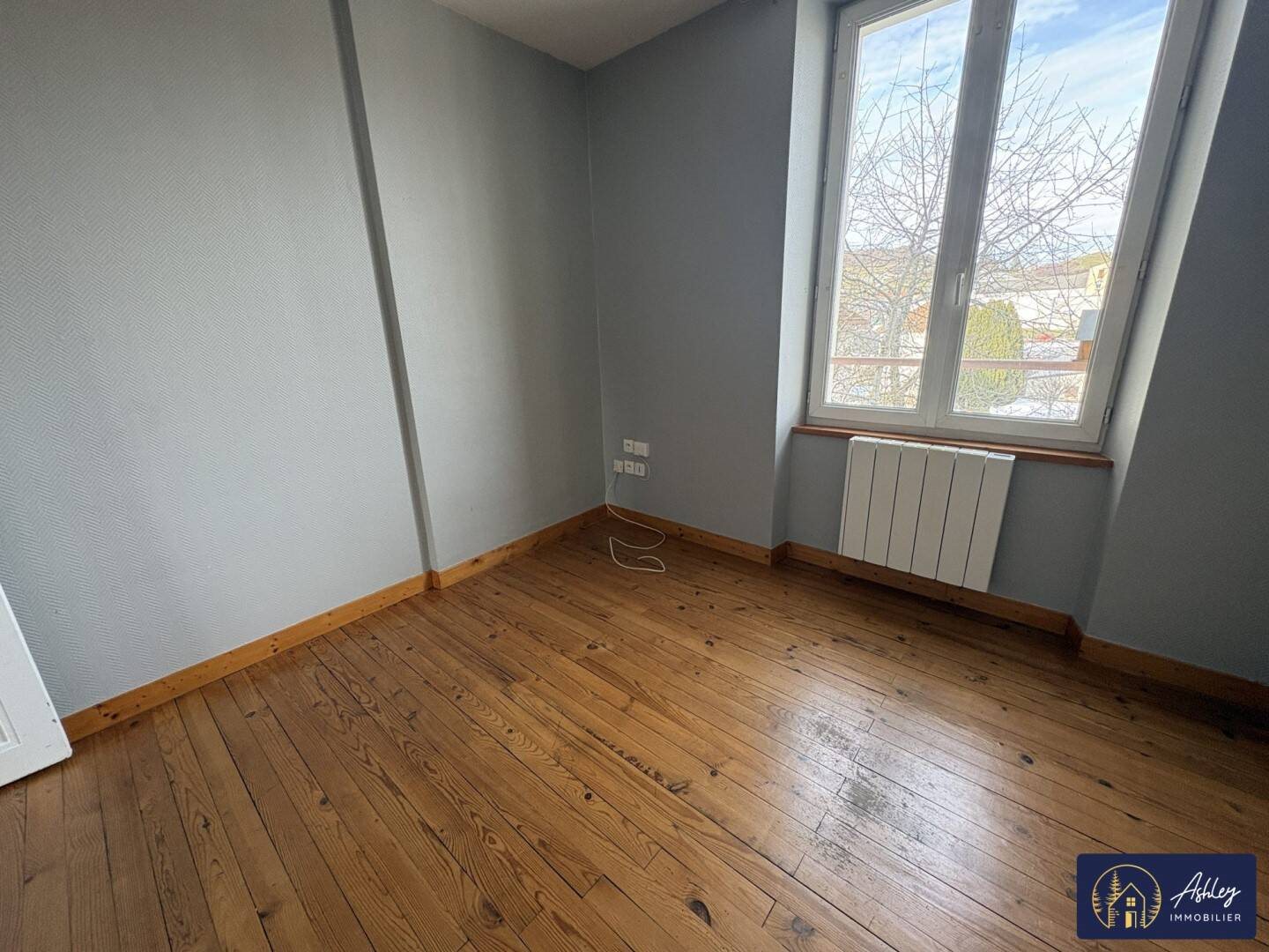 Appartement à louer, 47m², Riom-ès-Montagnes