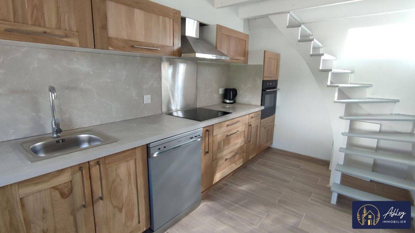 Maison à louer, 86m², Neuvic
