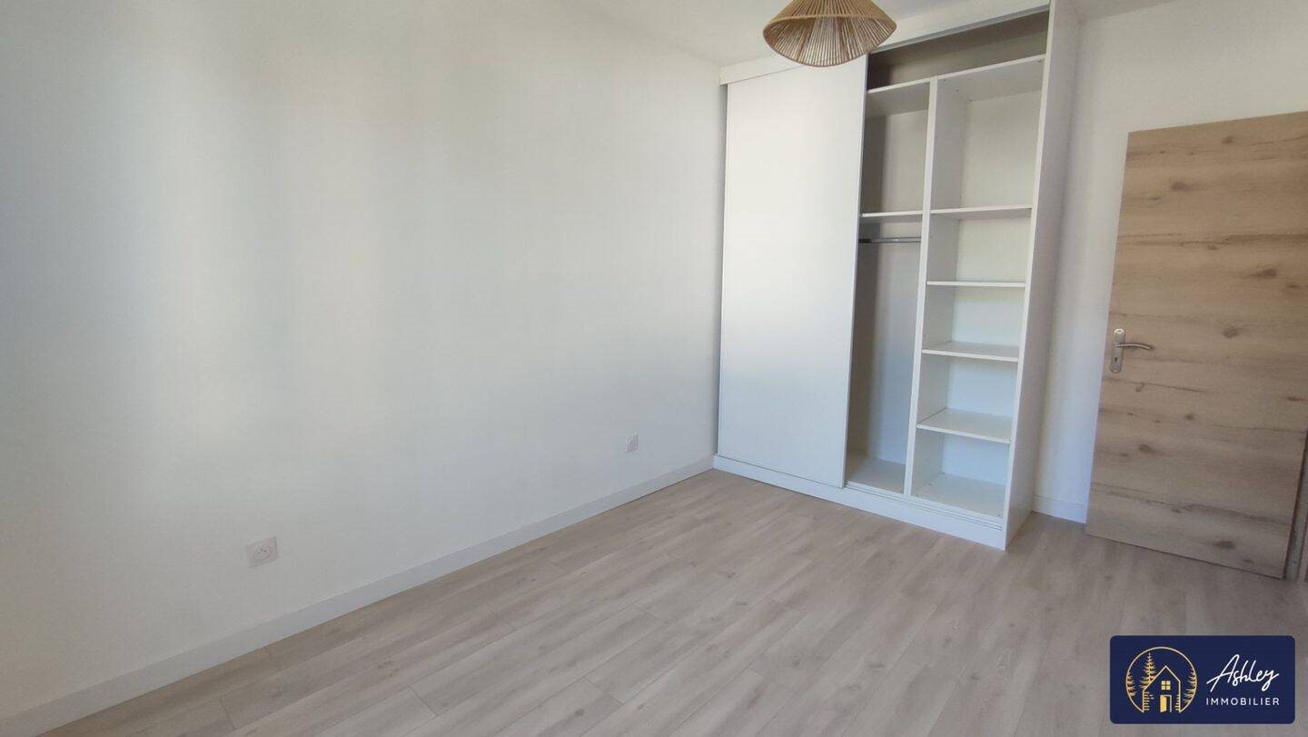 Maison à louer, 86m², Neuvic