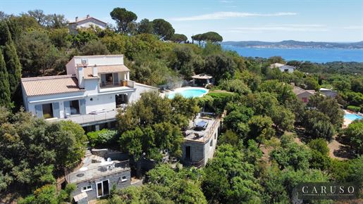 Villa with breathtaking panoramic sea view