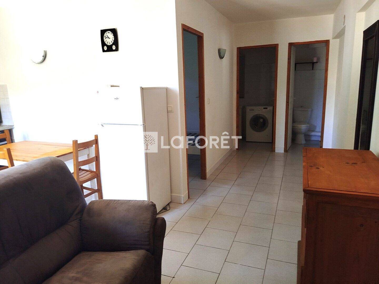 Appartement à louer, 38m², Alleins